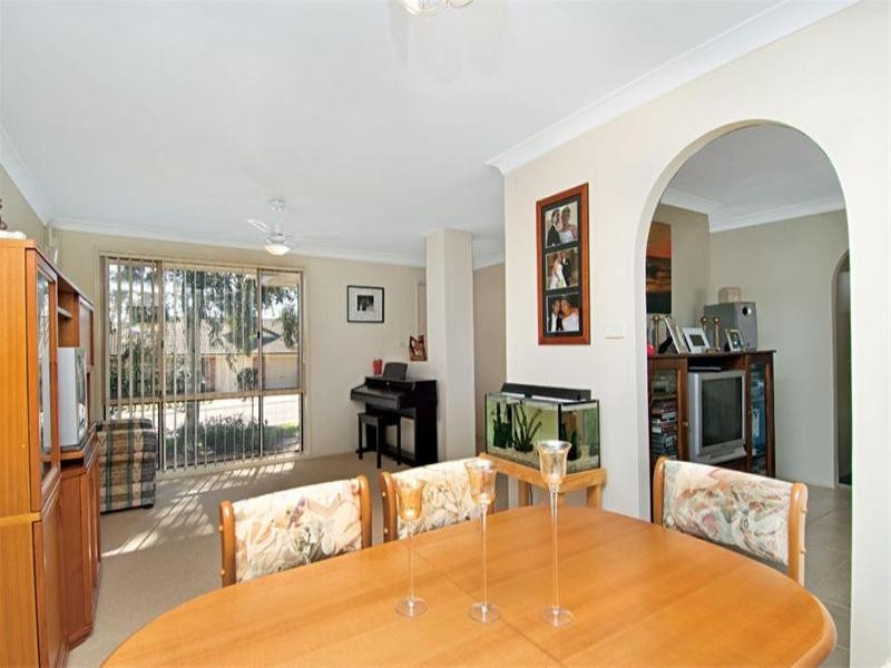 6 Charles Place, Mount Annan NSW 2567