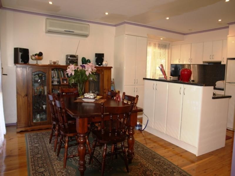 8 Fairlight Place, Woodbine NSW 2560