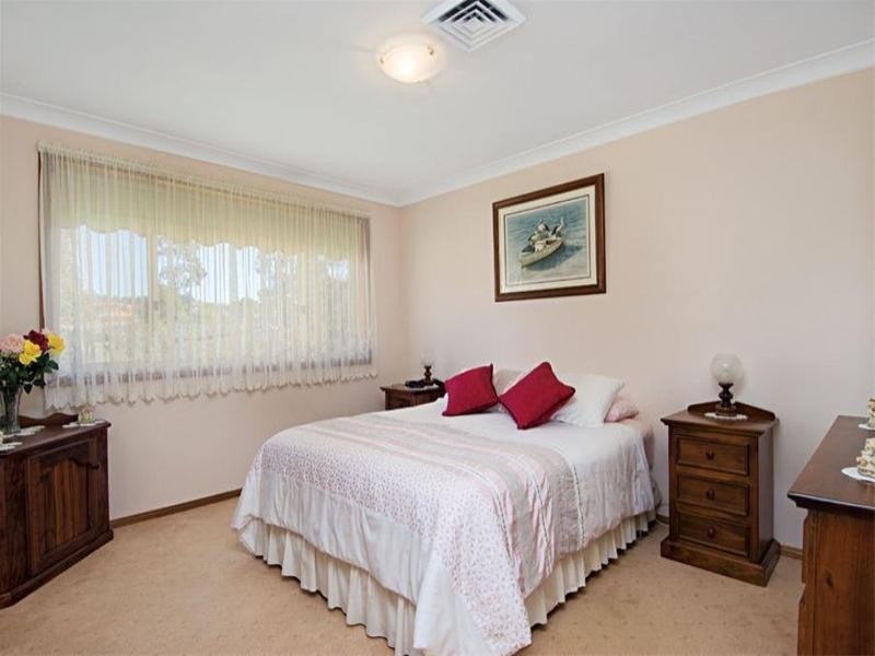 3 Hibertia Place, Mount Annan NSW 2567