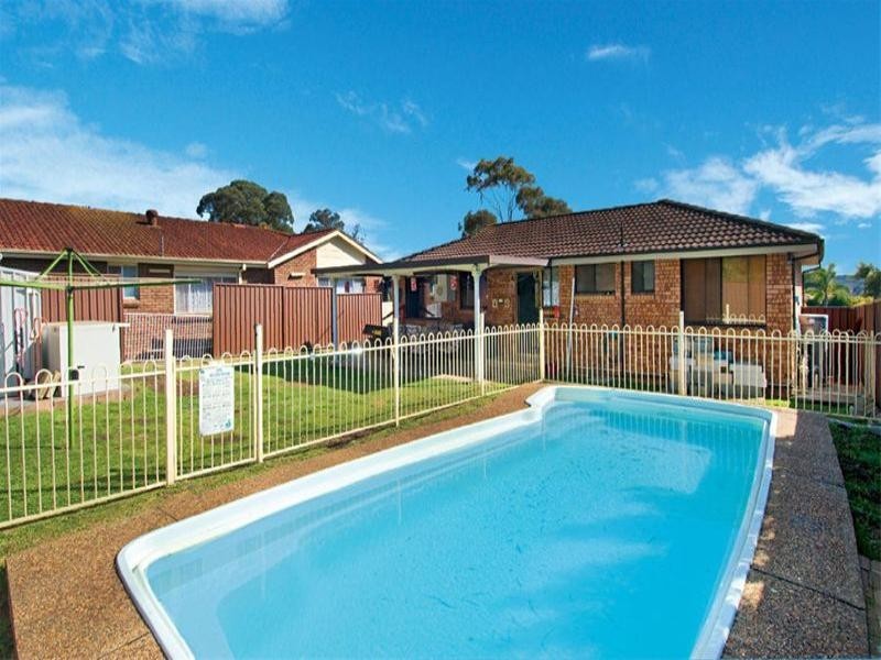 18 Fletcher Street, Minto NSW 2566