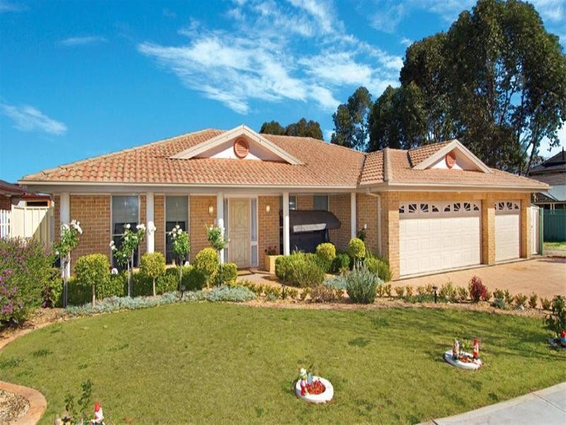 19 Kinnear Street, Harrington Park NSW 2567