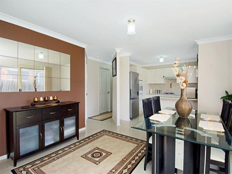 1 Durack Place, St Helens Park NSW 2560