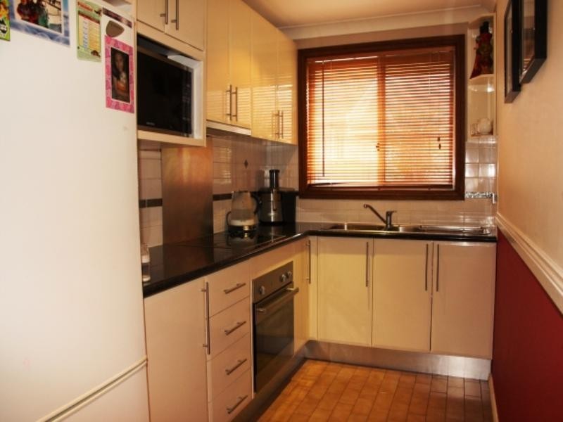 Macquarie Fields NSW 2564