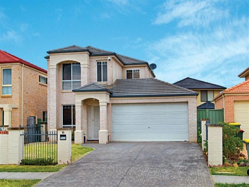 16 Royal George Drive, Harrington Park NSW 2567
