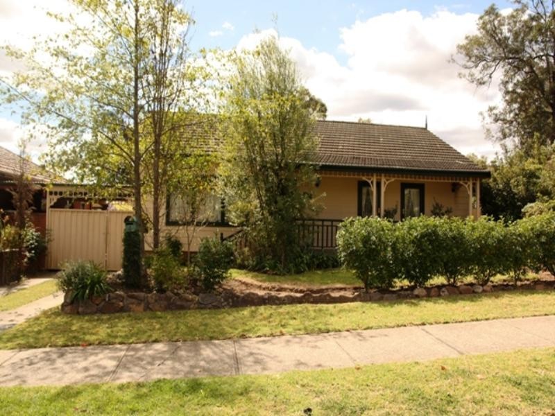 4 Sackville Street, Ingleburn NSW 2565