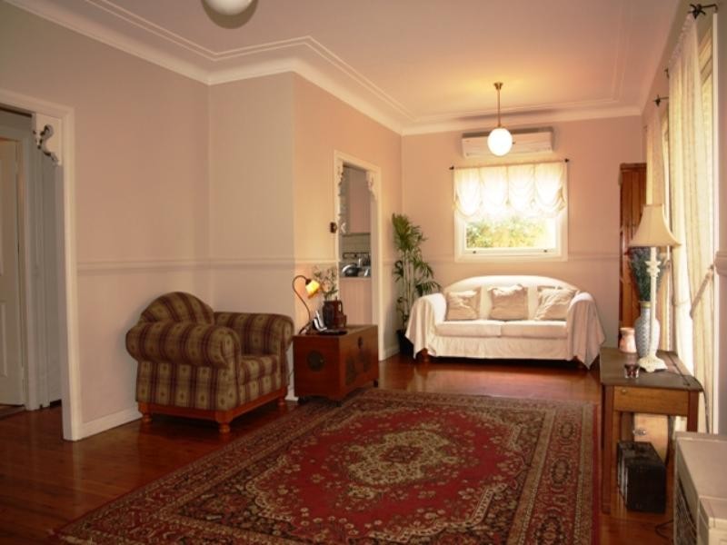 4 Sackville Street, Ingleburn NSW 2565