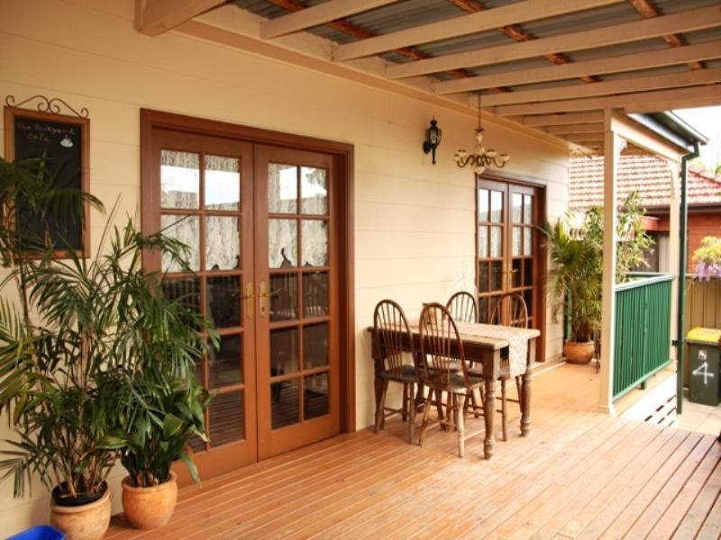 4 Sackville Street, Ingleburn NSW 2565