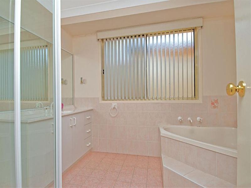 9 Jane Circuit, Narellan Vale NSW 2567