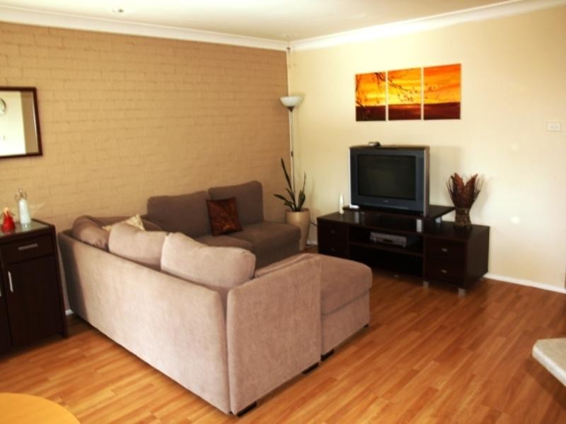 14B Cusack Place, St Helens Park NSW 2560