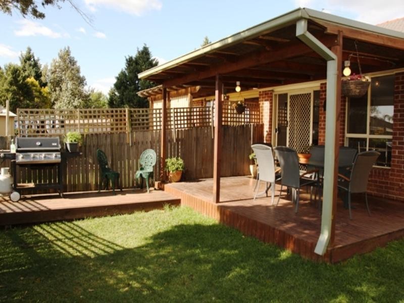 14B Cusack Place, St Helens Park NSW 2560