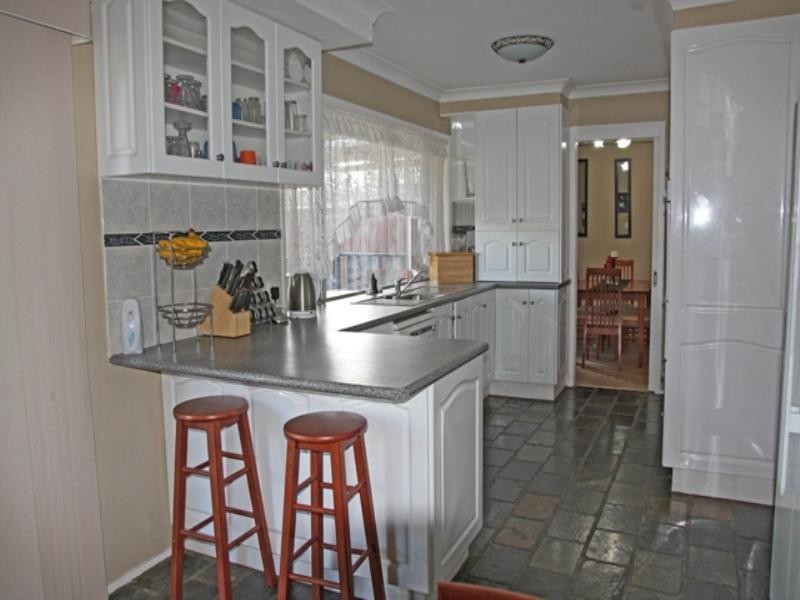 28 Anembo Cresent, Bradbury NSW 2560