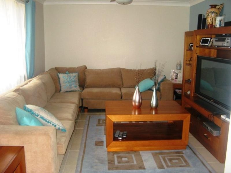 33 Clerkenwell Street, Ambarvale NSW 2560