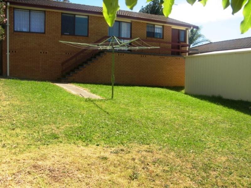 33 Clerkenwell Street, Ambarvale NSW 2560