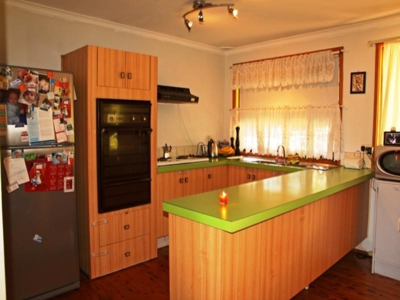 4 Aberdeen Road, St Andrews NSW 2566
