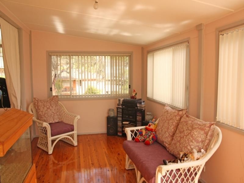 16 Alliott Street, Bradbury NSW 2560