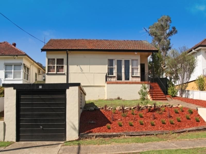 71 Bradbury Avenue, Campbelltown NSW 2560