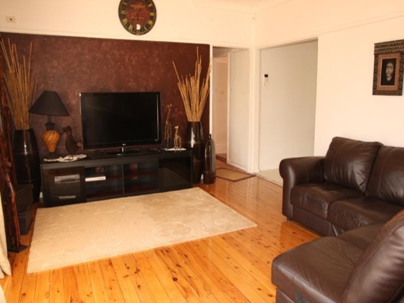 71 Bradbury Avenue, Campbelltown NSW 2560