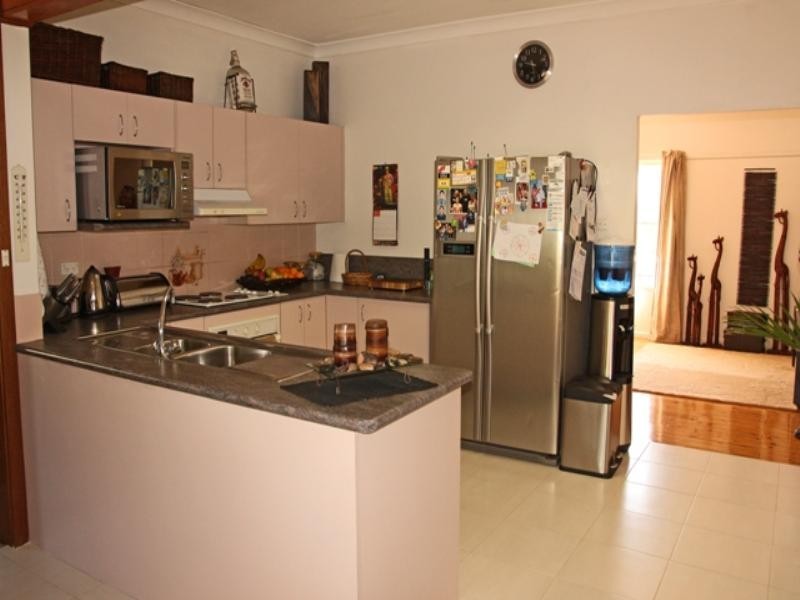 71 Bradbury Avenue, Campbelltown NSW 2560