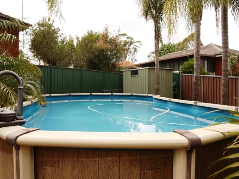 1 Dove Place, Ingleburn NSW 2565