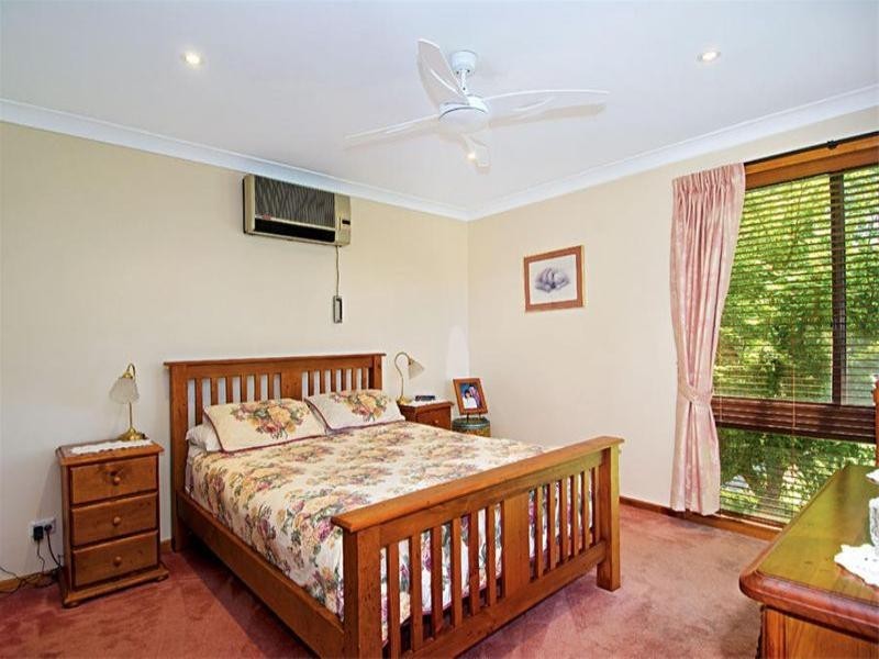 15 Barratt Avenue, Camden South NSW 2570