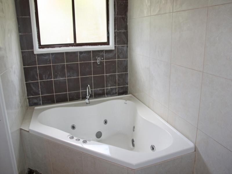 72 Aberdeen Road, St Andrews NSW 2566