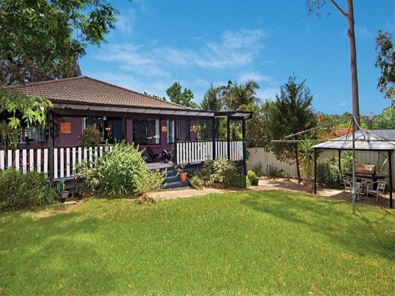 17 Barratt Avenue, Camden South NSW 2570