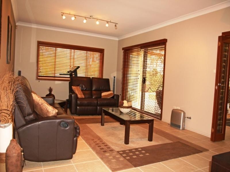 3 Charnwood Court, Glen Alpine NSW 2560