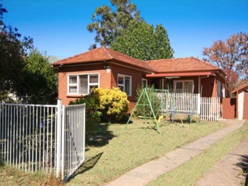 Macquarie Fields NSW 2564