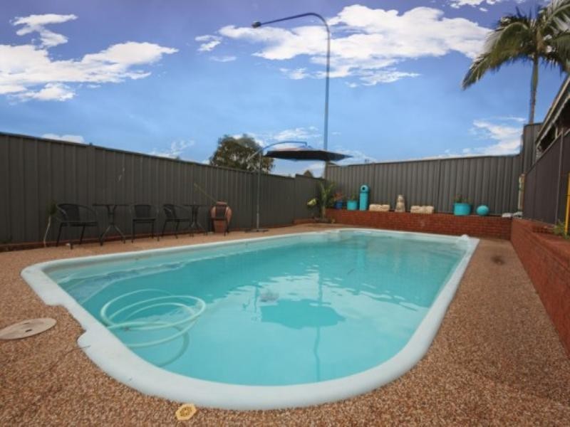 52 Kittyhawk Crescent, Raby NSW 2566