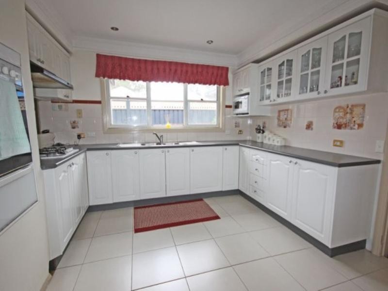 9 Myra Place, Ingleburn NSW 2565