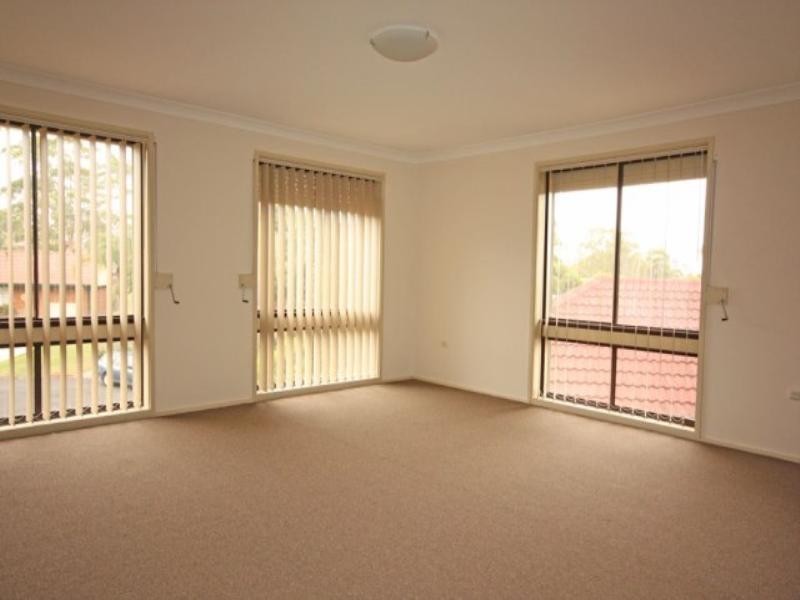 4 Egret Place, Ingleburn NSW 2565