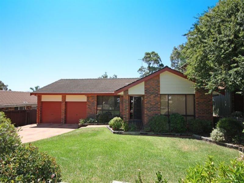 15 Salter Avenue, Minto NSW 2566