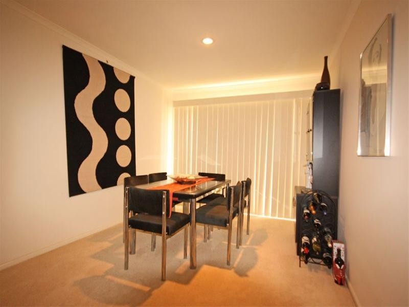 30 Englorie Park Drive, Glen Alpine NSW 2560