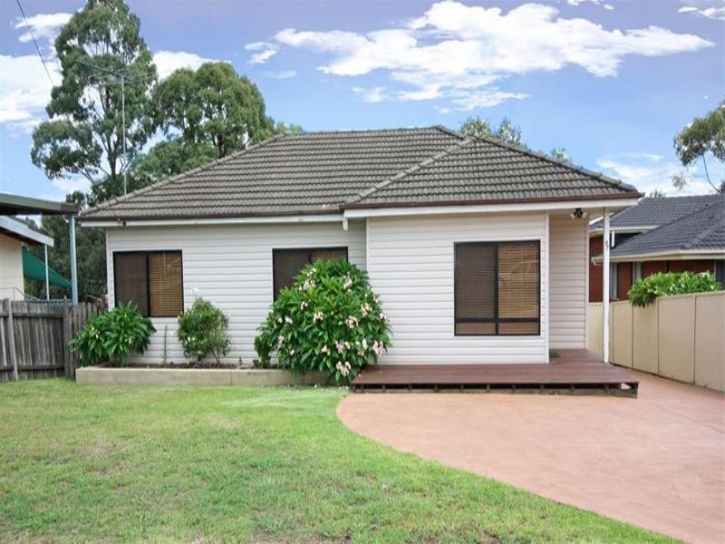 87 Hoddle Avenue,, Bradbury NSW 2560