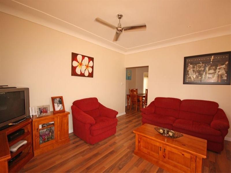 87 Hoddle Avenue,, Bradbury NSW 2560