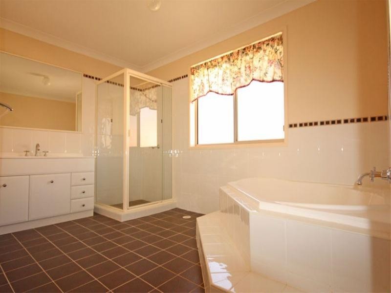 57 Maryfields Drive, Blair Athol NSW 2560