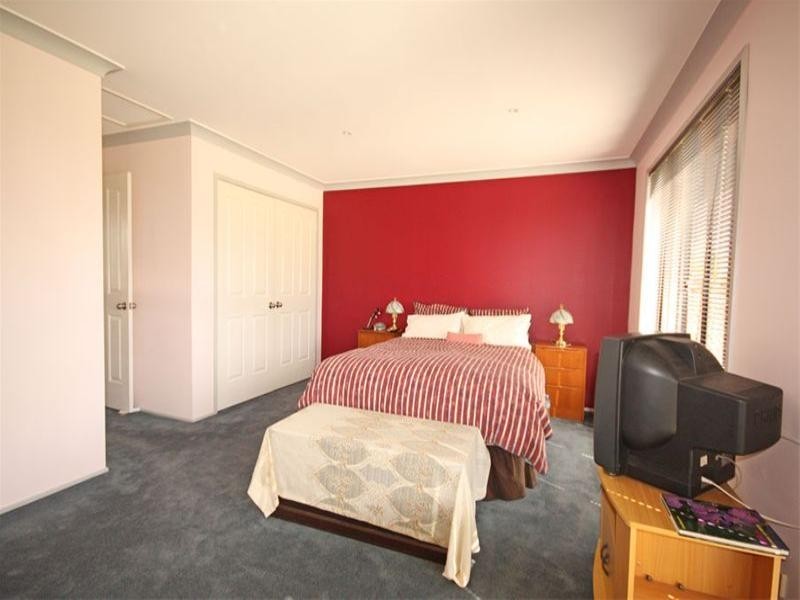 101 Emerald Drive, Eagle Vale NSW 2558