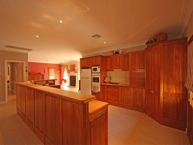 28 Tobin Avenue, Camden Park NSW 2570