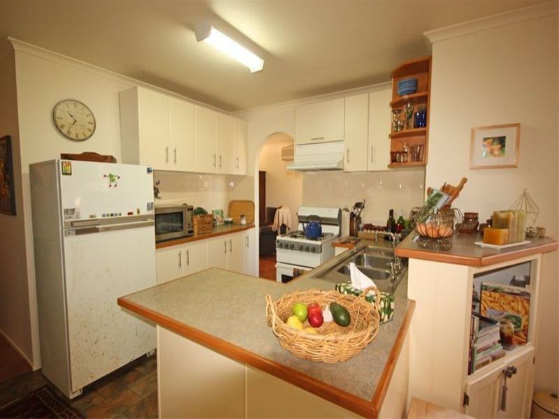 60 Potoroo Avenue, St Helens Park NSW 2560