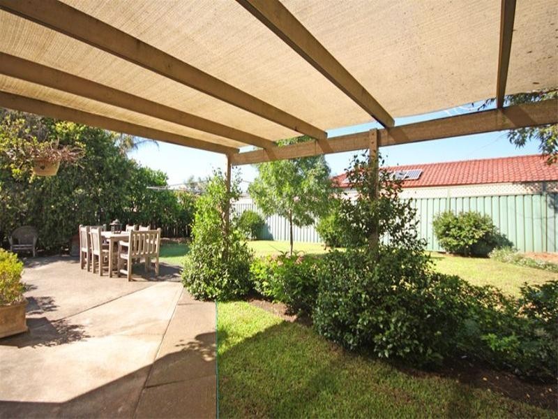 60 Potoroo Avenue, St Helens Park NSW 2560