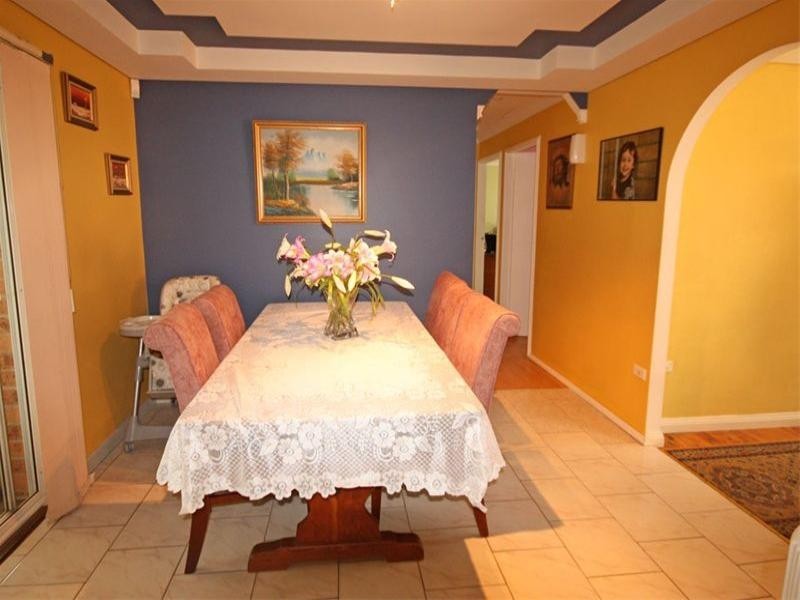 Macquarie Fields NSW 2564