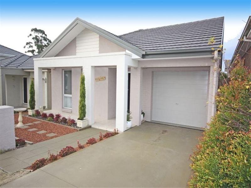 5 Carlton Road, Campbelltown NSW 2560