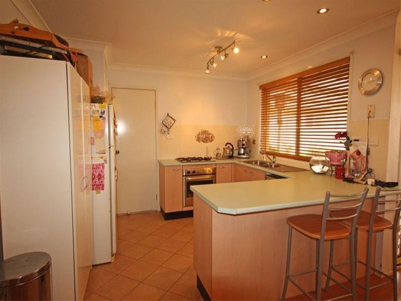 64 The Kraal Drive, Blair Athol NSW 2560