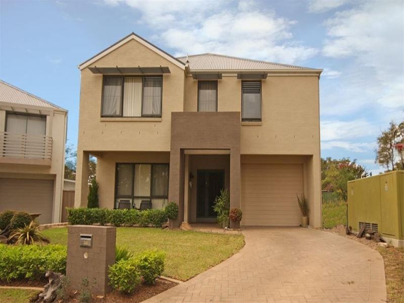 38 Pelargonium Crescent, Macquarie Fields NSW 2564