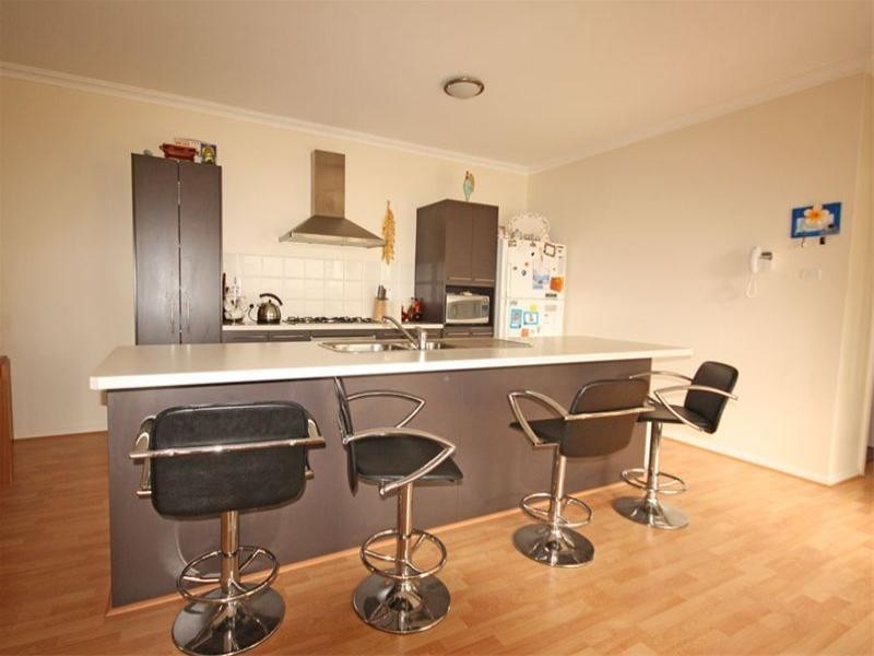 38 Pelargonium Crescent, Macquarie Fields NSW 2564