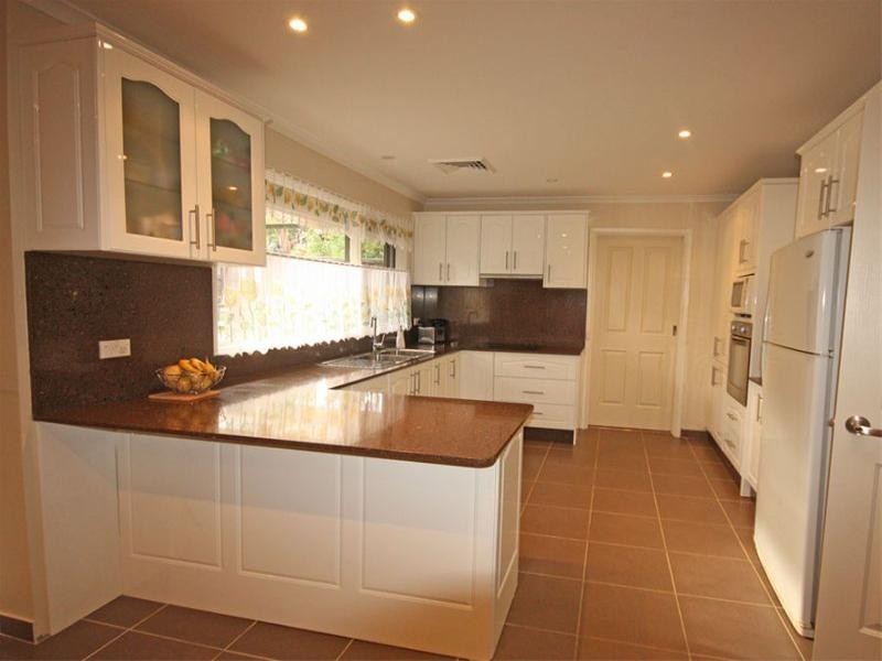 4 Dickens Road, Ambarvale NSW 2560