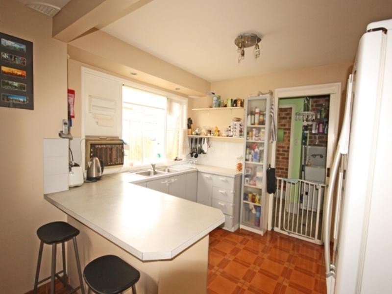 18/225 Harrow Road, Glenfield NSW 2167