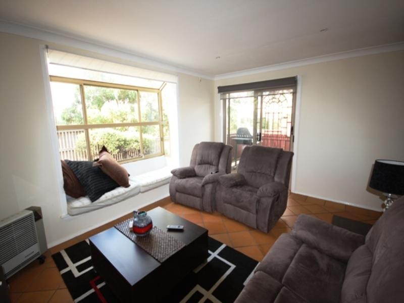 31 Mount Huon Drive, Glen Alpine NSW 2560