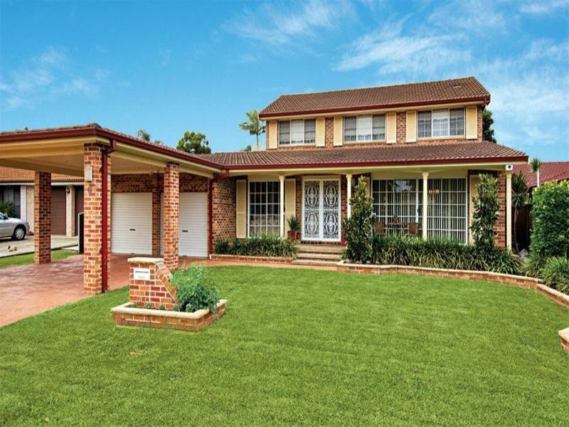 19 Buckingham Crescent, Chipping Norton NSW 2170
