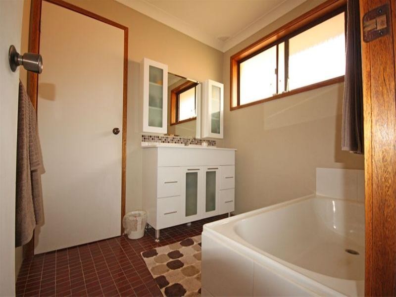 18 Kembla Crescent, Ruse NSW 2560